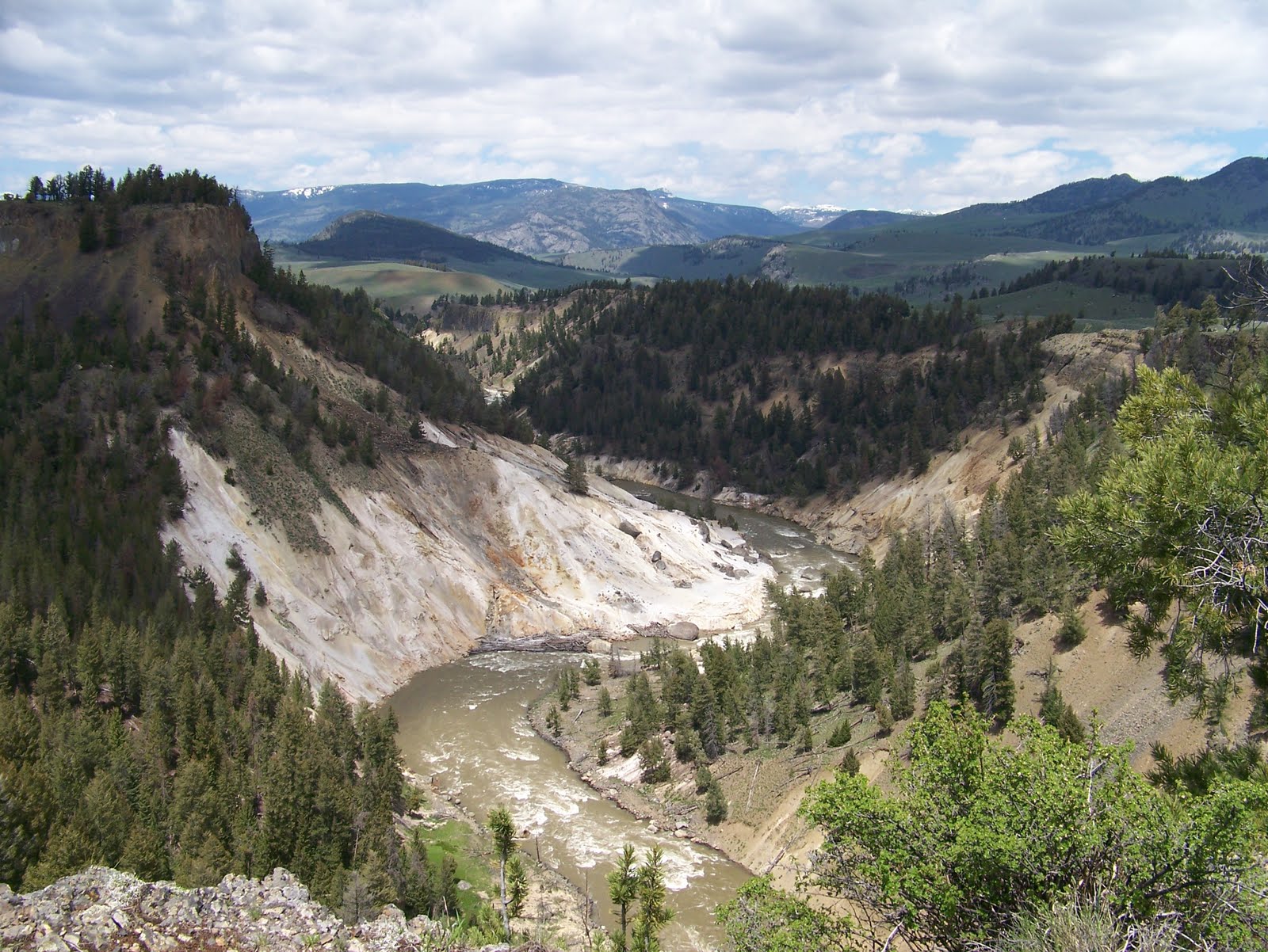 Tower Falls Hike (Yellowstone National Park)