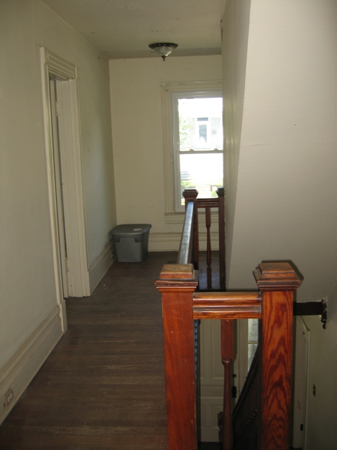 [Hall+Upstairs.jpg]