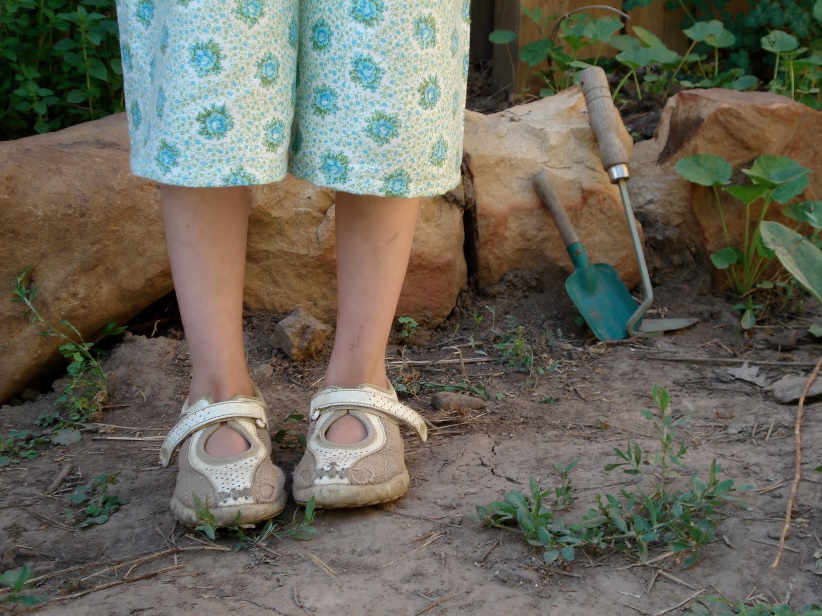 heirloom seasons WIP Wednesday Summer Garden Girl Pants
