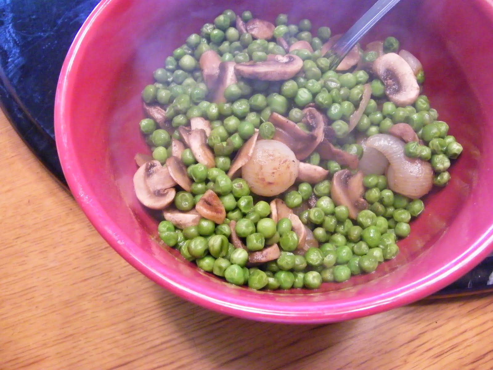 Wholesome Feasts Pearl Onions, Peas and Mushrooms