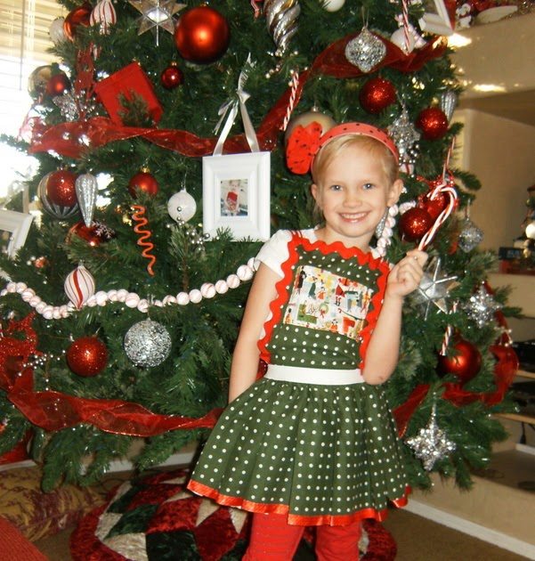 Creative Urges-Creative Blogspot: Christmas Apron Dress Tutorial...