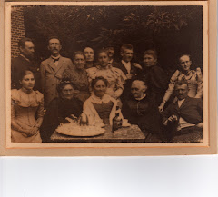 Louise Ipsens 70 års fødselsdag 1892, Bertel ses yderst til venstre