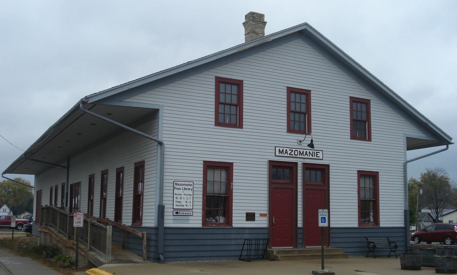 The Society of American Archivists UW Madison Student Chapter The