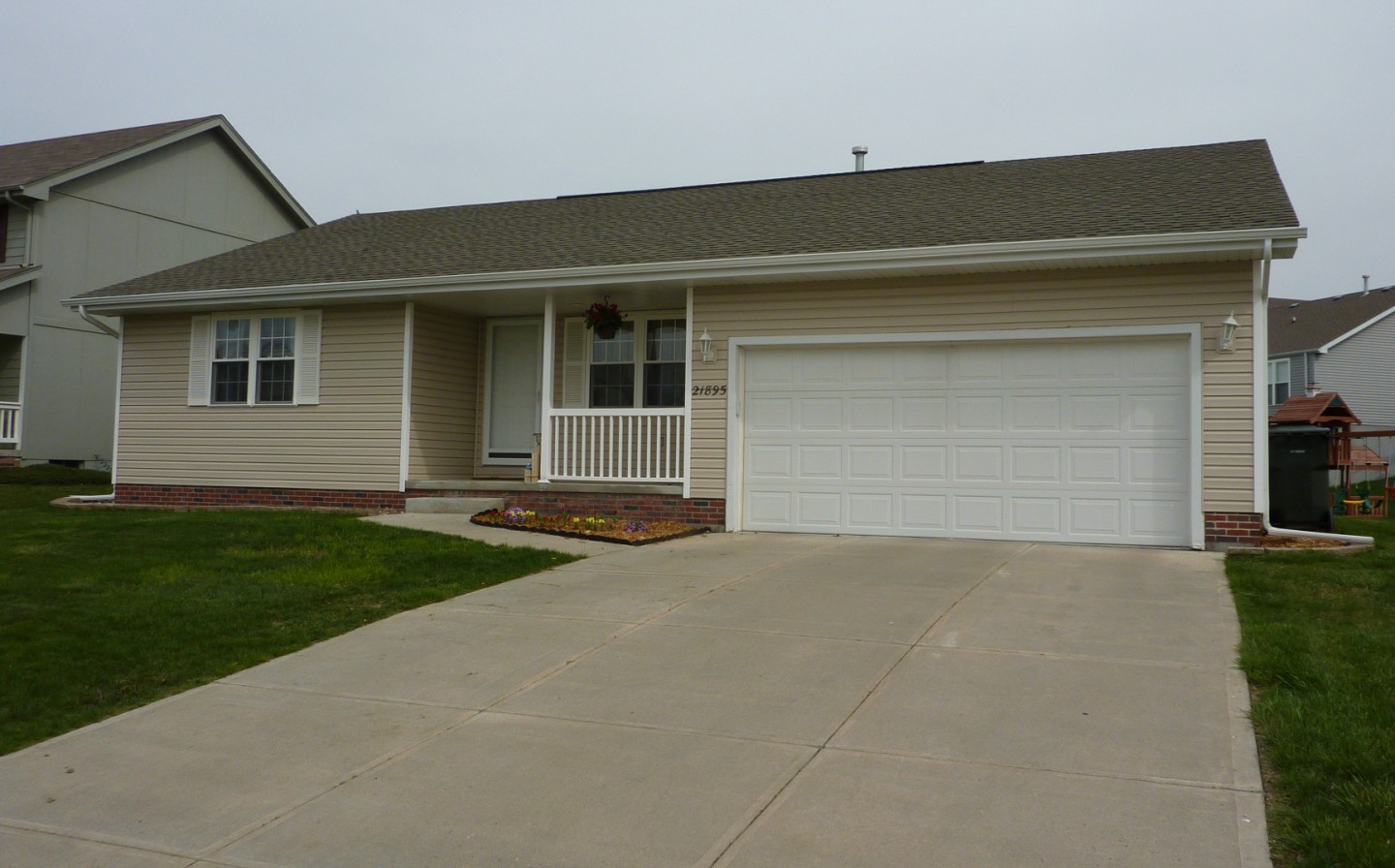 Angela May's Omaha Nebraska Real Estate Blog Just Reduced! Great Find