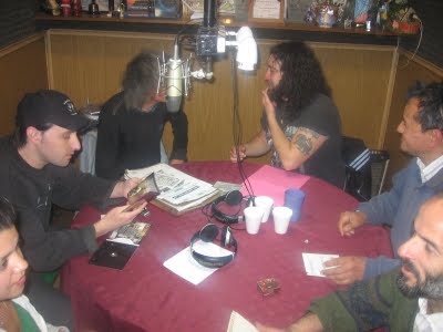 REUNIDOS EN LA RADIO