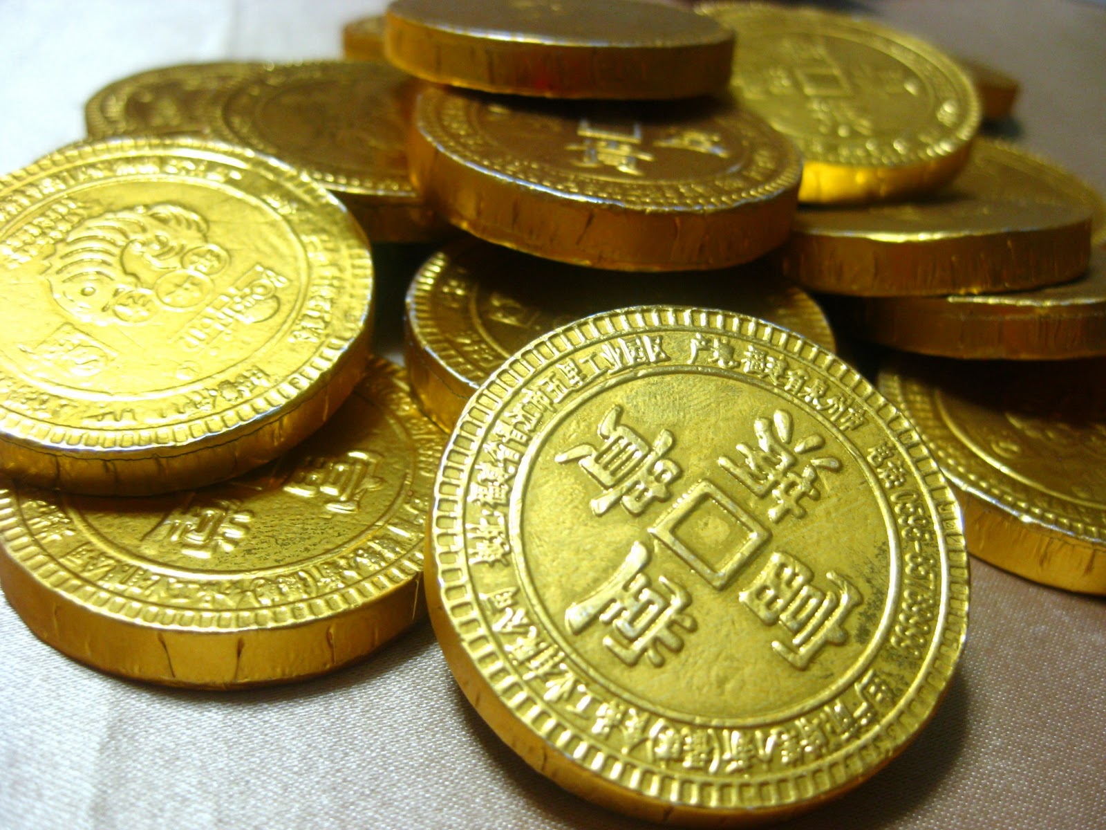 Asian Gold Coin 8