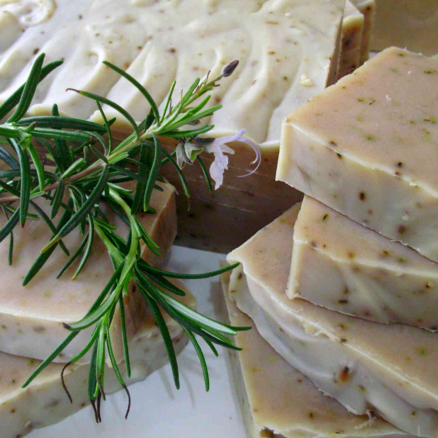 . Jabón de Leche de Cabra y Romero