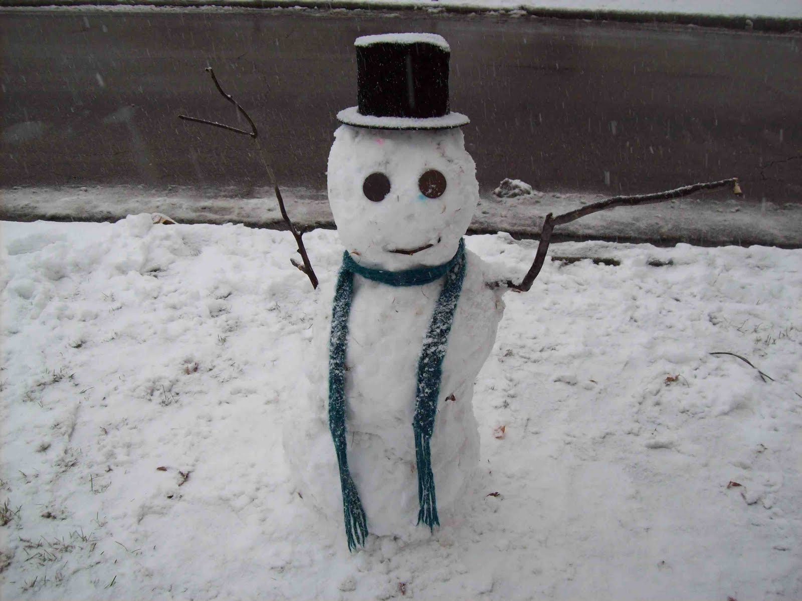 ADORESIXTYFOUR: In the Meadow, We Can Build a Snowman