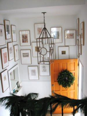 Photo gallery around a staircase