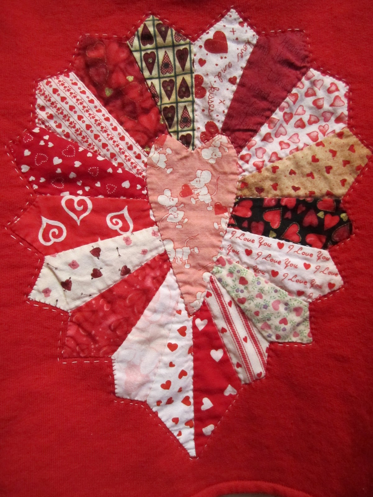 Dresden Plate Templates at From Marti featuring Quilting with The