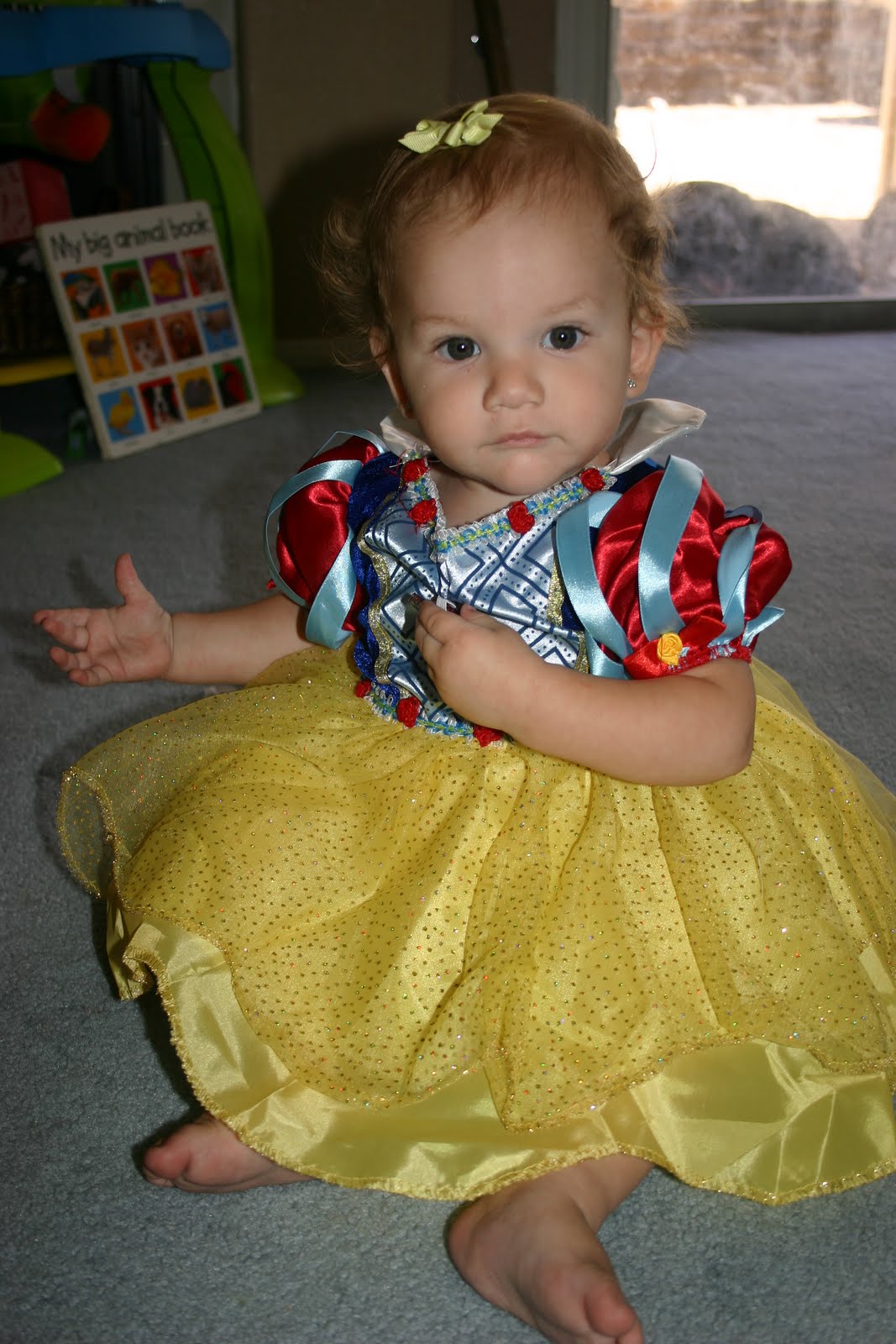 Princess Mom of 3: REVIEW: Snow White Costume from Costume Super Center
