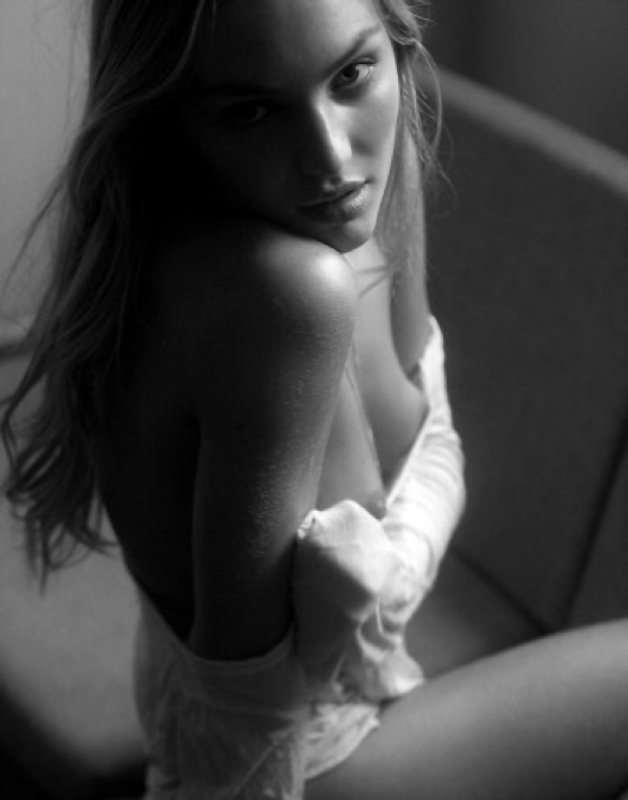 [Candice+Swanepoel+Topless+Black+&+White+Pictures+www.GutterUncensoredPlus.com+candice-swanepoel-topless-05.jpg]
