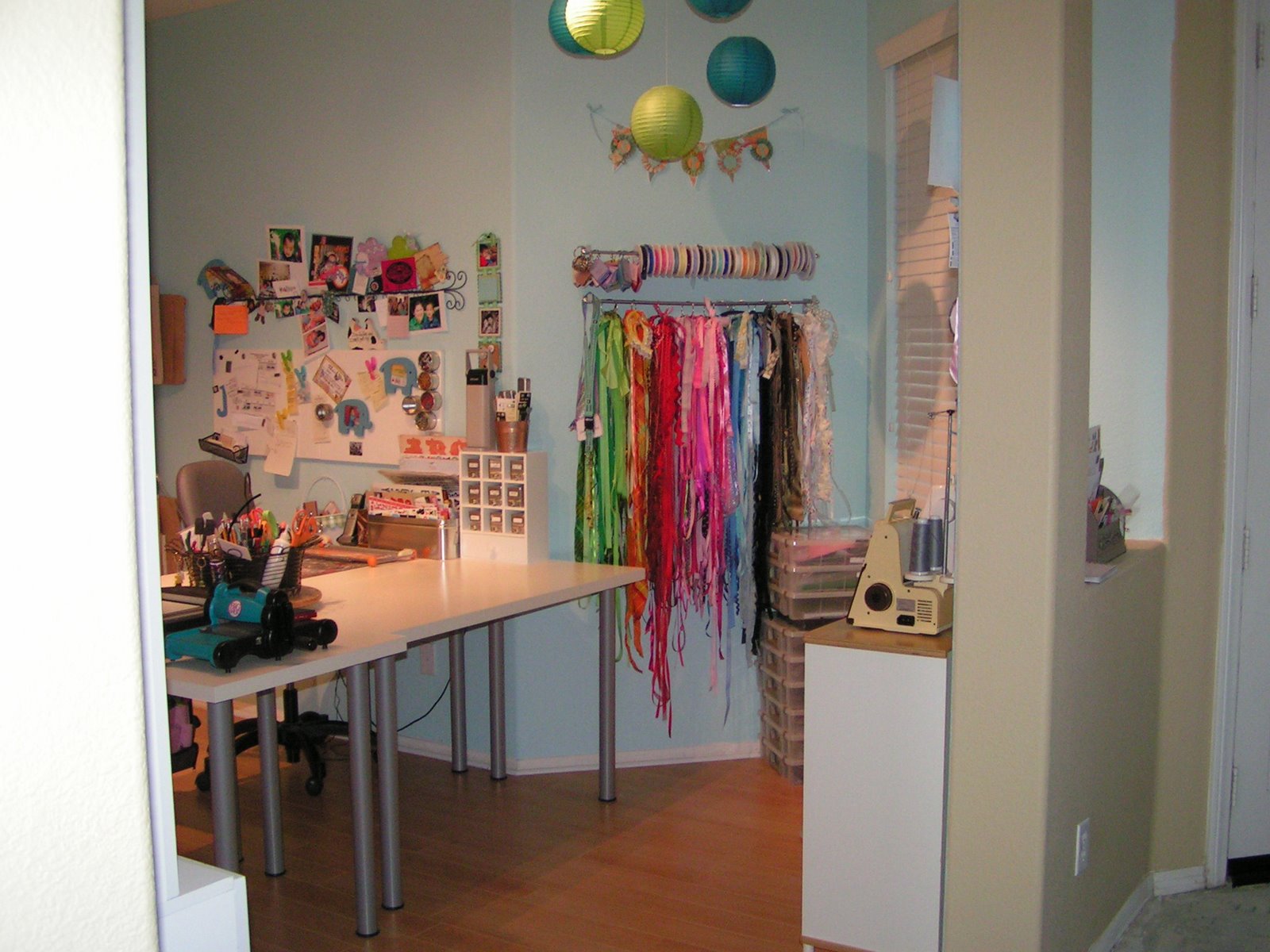 [9-27-08+Scrap+Room+and+Matthew+003.JPG]