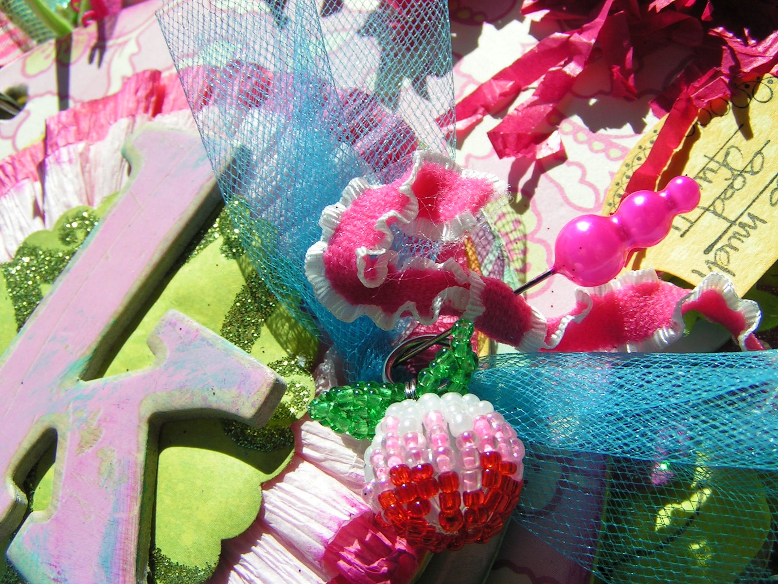 [What+A+Hoot+Mini+Book+TABLE+012.JPG]