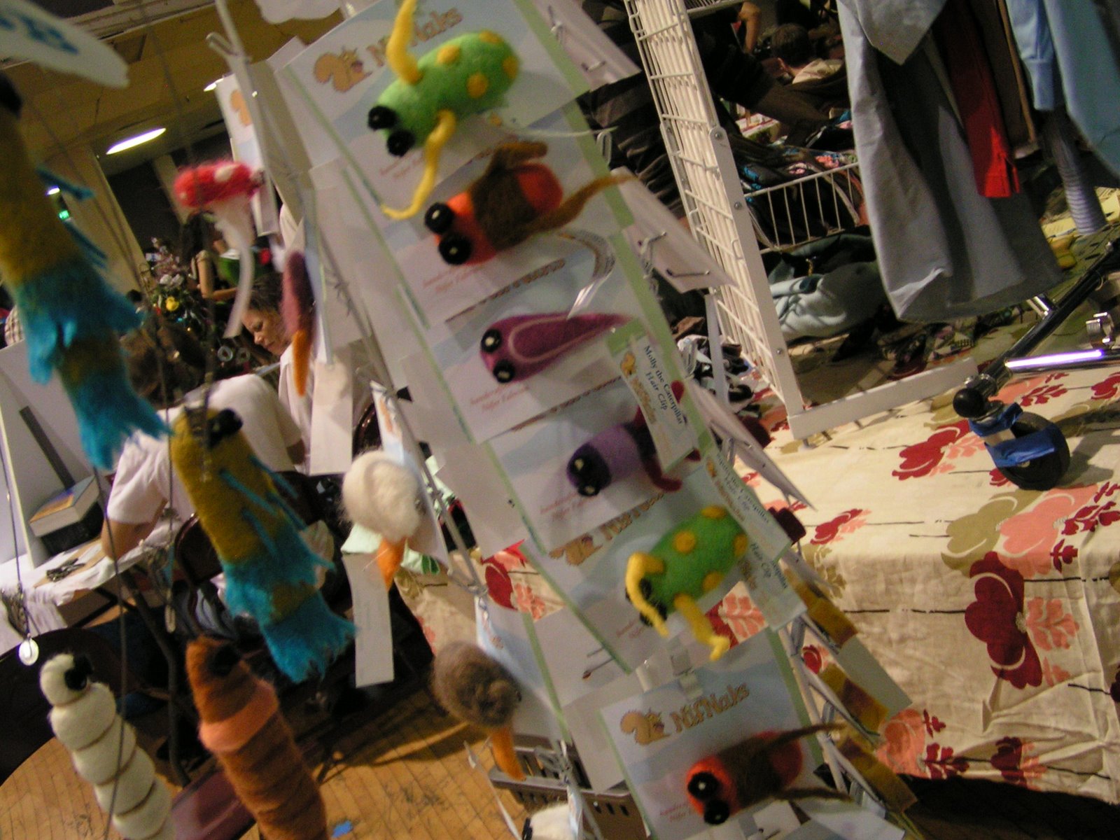 [11-16-08+Felt+Club+(13).JPG]