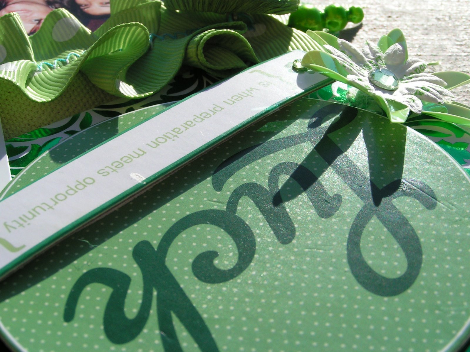 [4-18-09+Scrappy+Stuff+055.JPG]