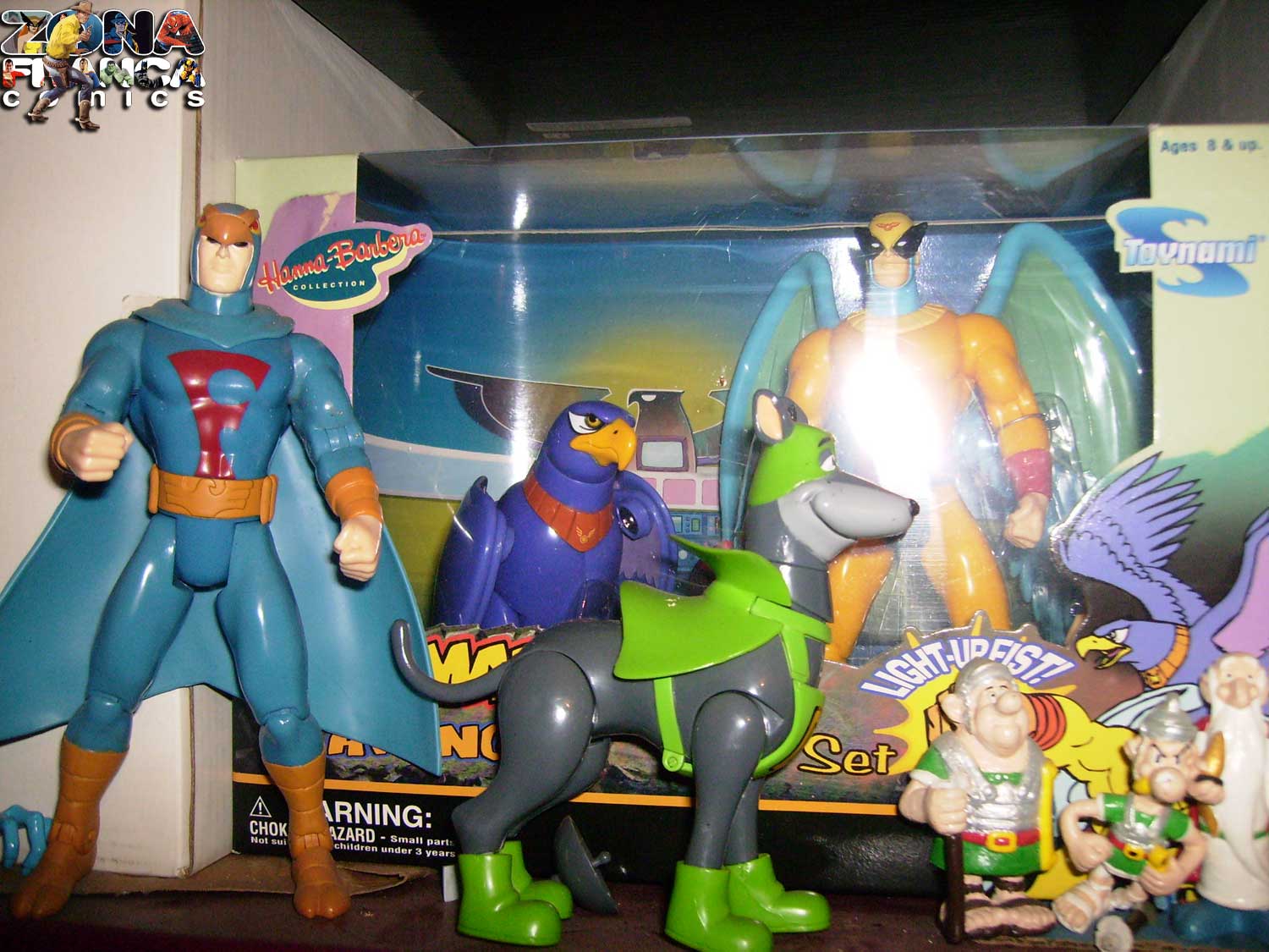 [falcaoazulbionicao1.jpg]