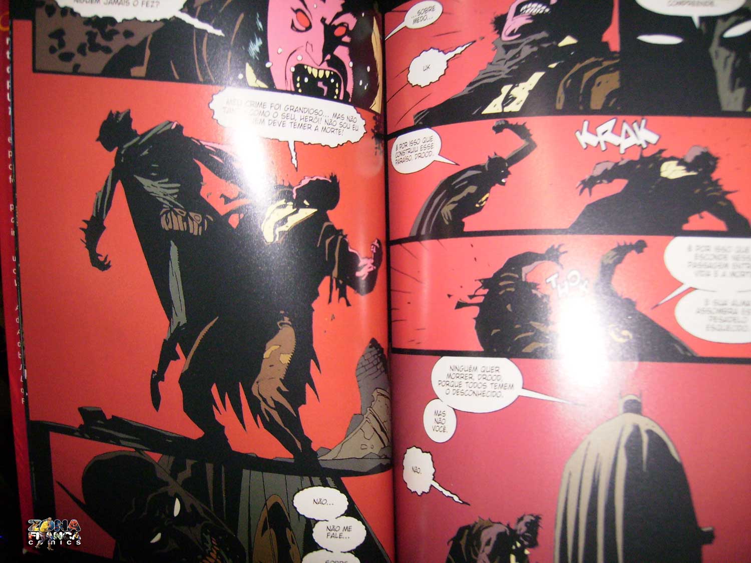 [batmanessencial4.jpg4.jpg]