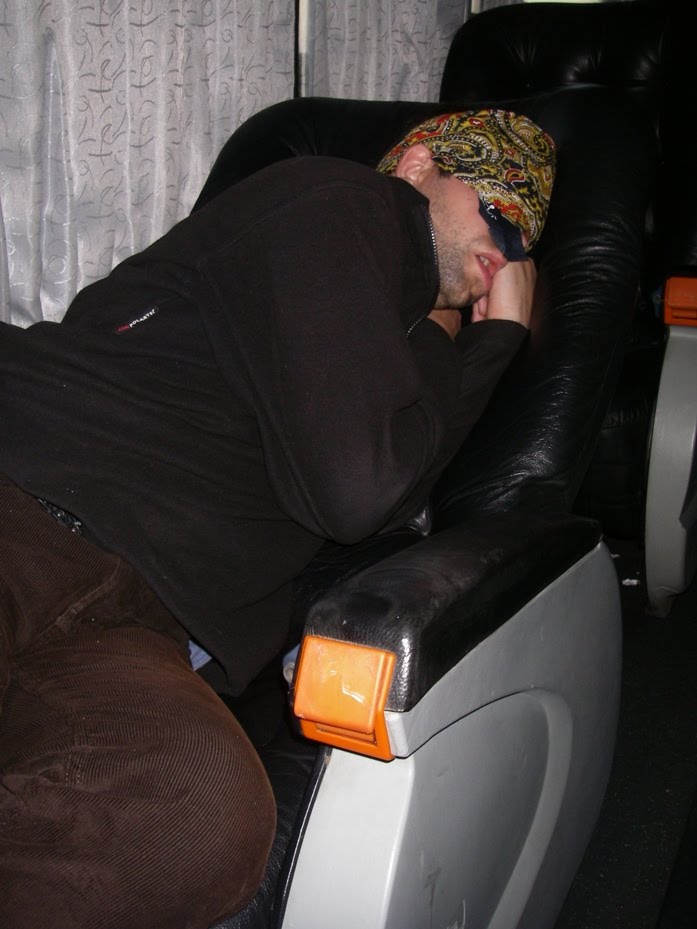 [snoozing-762035.JPG]