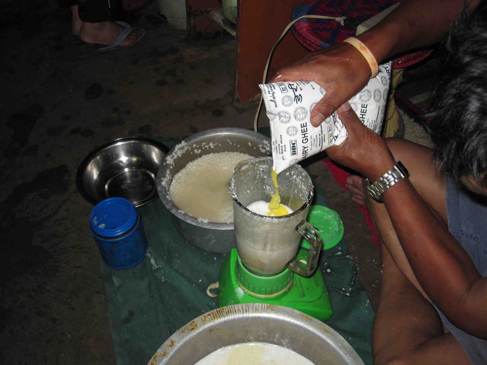 lozguistics: Tihar: Sel Roti