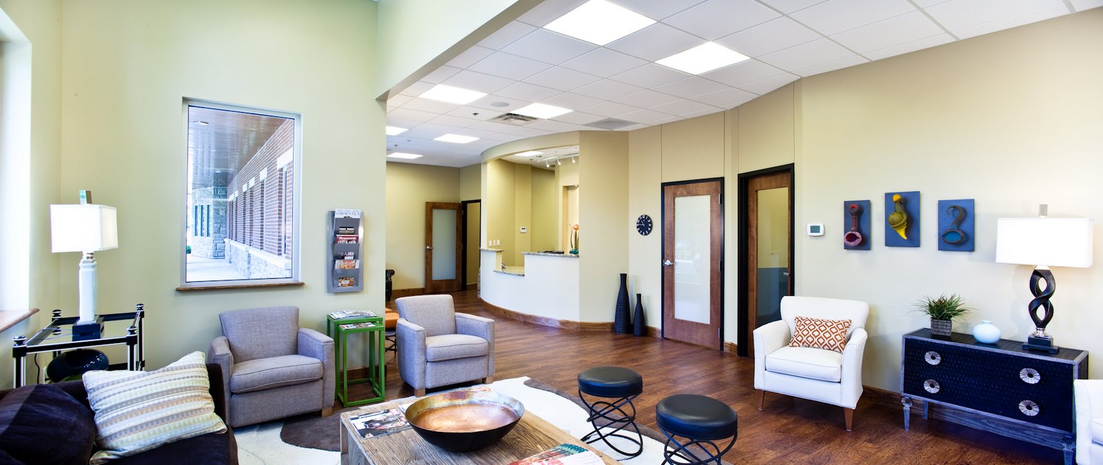 [Dr.+Harr+Office+Interior-1-2.jpg]