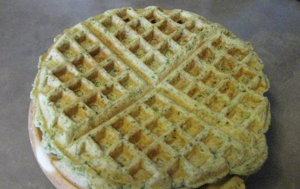 Natural Violet Spinach quinoa waffles