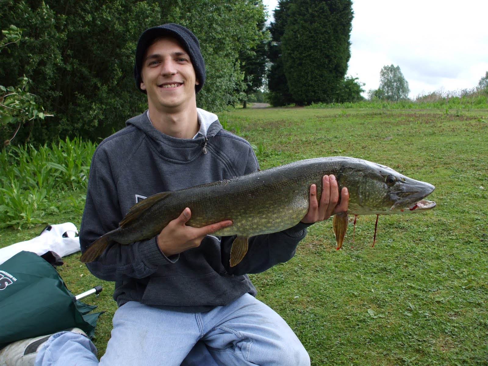 Deep Travel Fishing Entertainment In Bluebell Lake, Peterborough