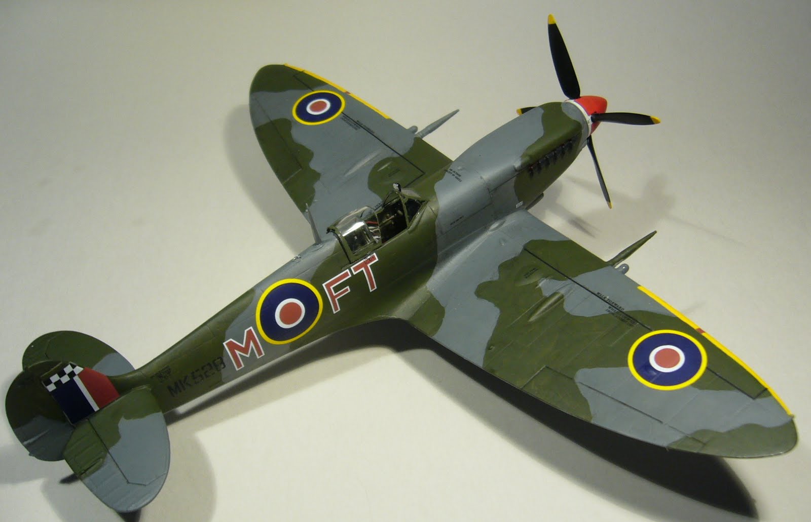 1 24 supermarine spitfire mk ixc