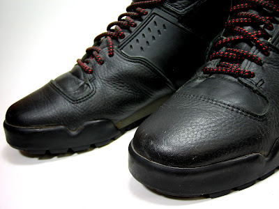 Flattophitop!: NIKE LAHAR ESCAPE III (1989)