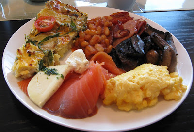 Crown Metropol Hot Breakfast