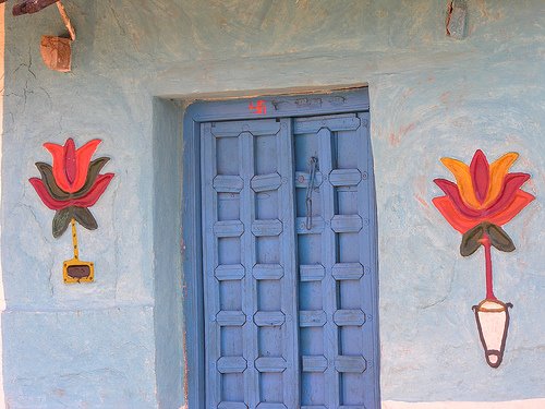 [251585493_796bf9e4e7.jpg]