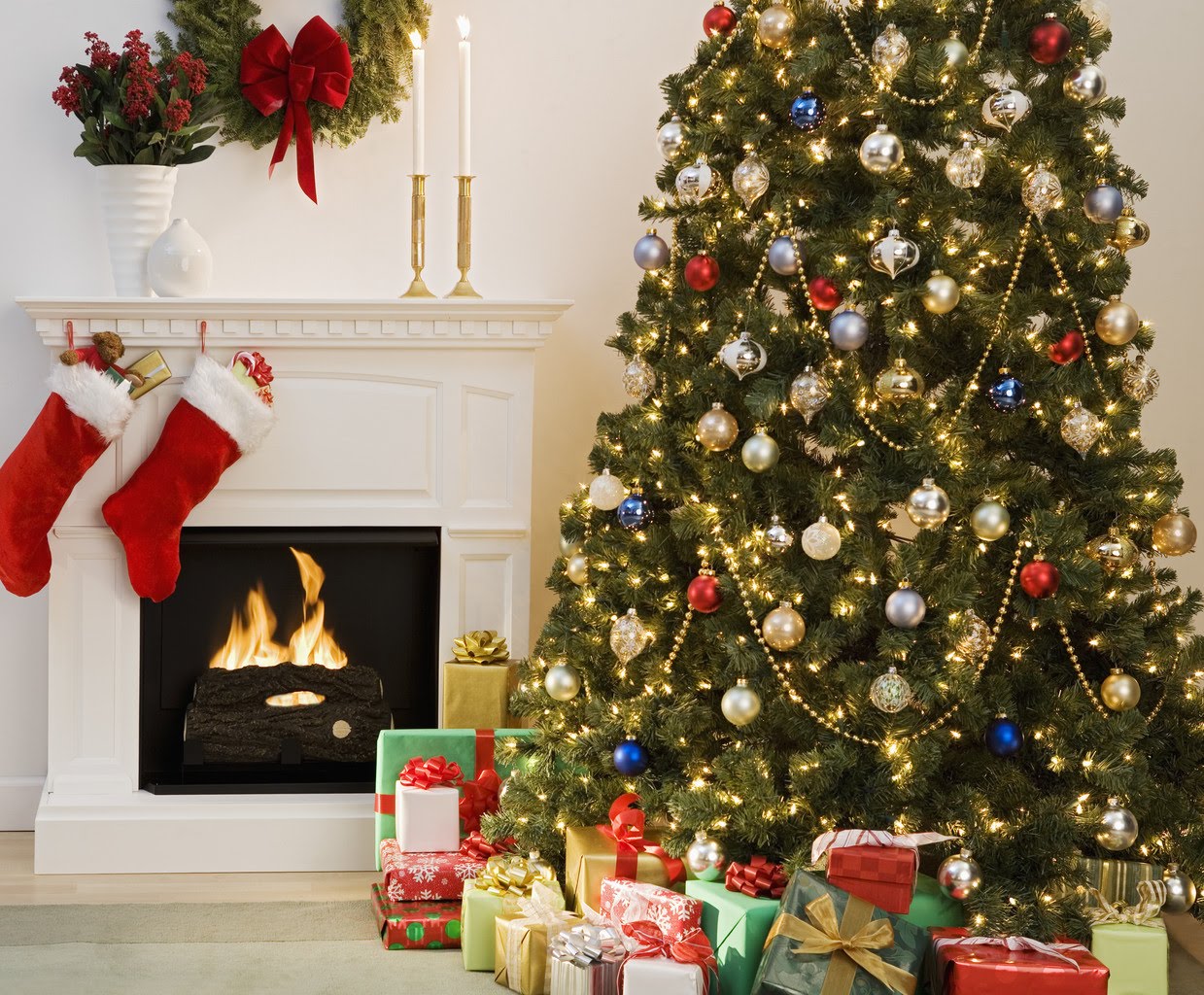 [christmas.jpg]