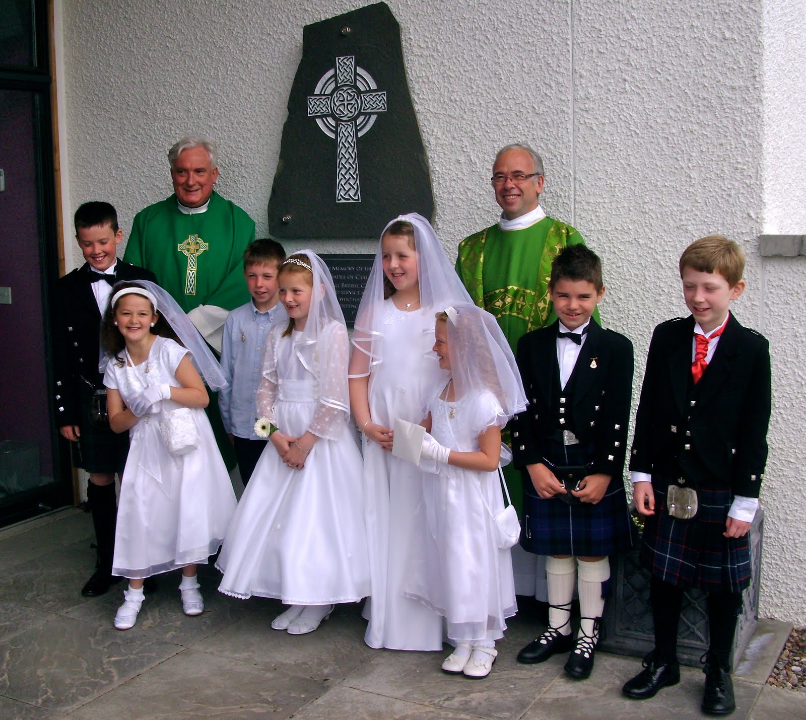 Top 96+ Pictures What To Wear For First Communion Boy Stunning
