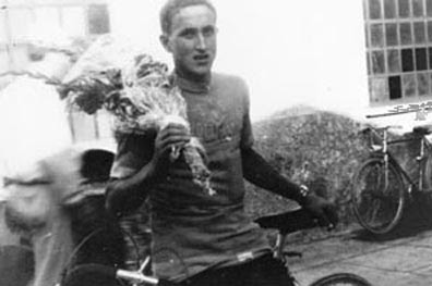 ITALIAN CYCLING JOURNAL: Mario Confente As a Young Racer