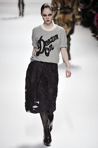 [Viktor+&+Rolf00060m.jpg]