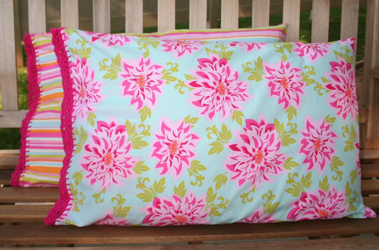 Craft Sew Create Dahlia Crochet Edge Pillowcases
