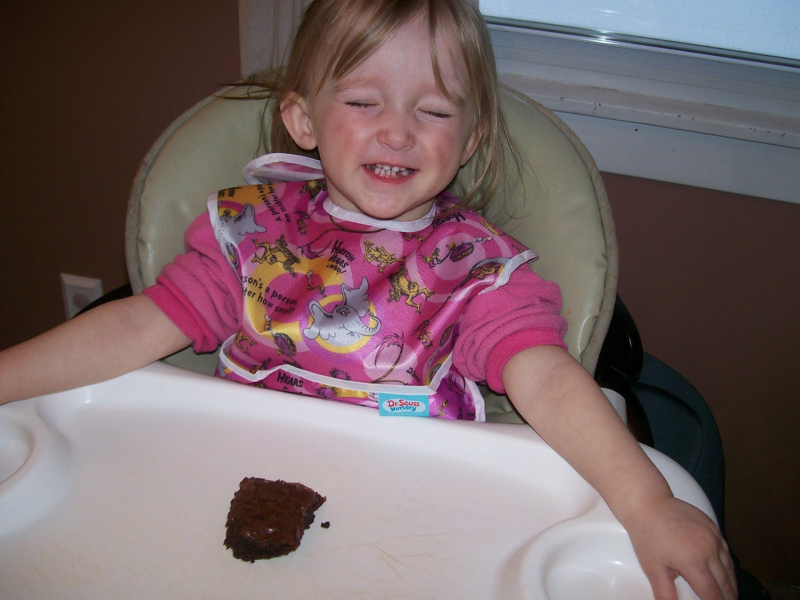 [diapers-bib-crib+047.JPG]