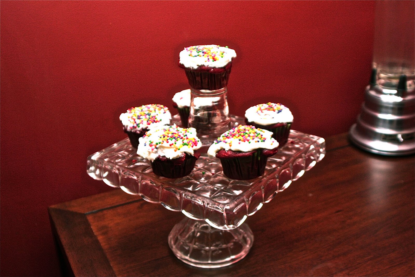 [cupcakes.jpg]
