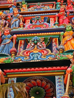 Sri Mariamman Temple - Chinatown