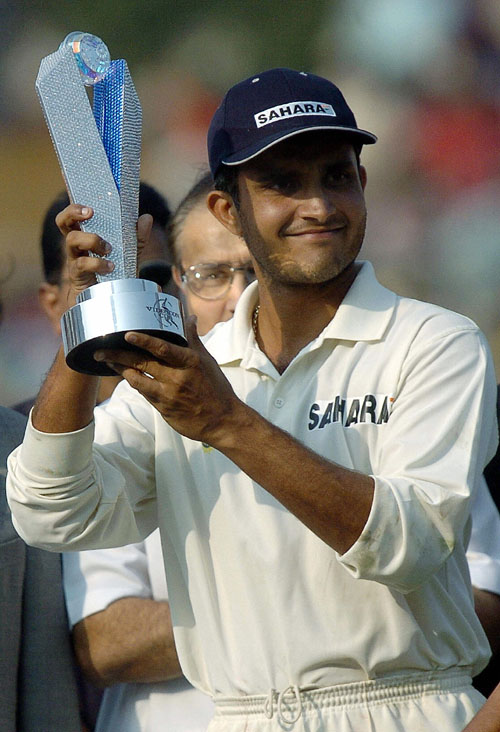 [Meanwhile,+the+trophy+cabinet+was+getting+regularly+filled+up,+as+the+returning+Ganguly+celebrated+a+home+series+triumph+against+South+Africa+in+December+2004-744134.jpg]