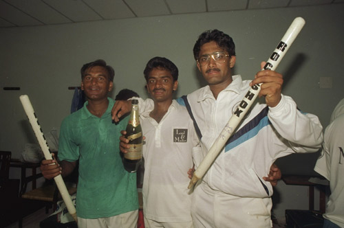 [Kumble+with+Rajesh+Chauhan+and+Venkatapathy+Raju+-+the+trio+who+ripped+England+apart+in+the+1992-93+home+series.+Kumble+bagged+21+wickets+in+three+Tests-791840.jpg]