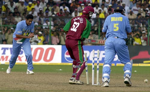 [Marlon+Samuels+became+Kumble's+300th+wicket+in+one-day+internationals+in+November+2002-796741.jpg]