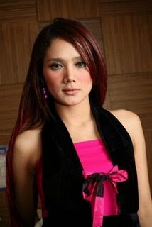 Free Download Movies Indonesia| Gambar Artis Indonesia | Telanjang Bugil