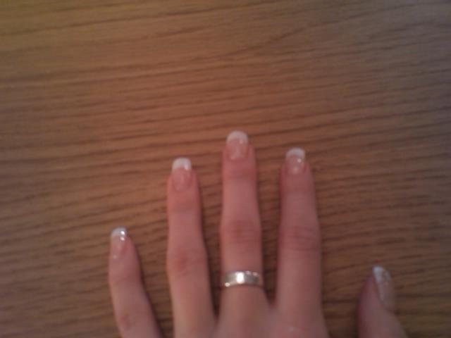 [Fransk+manikyr.jpe]