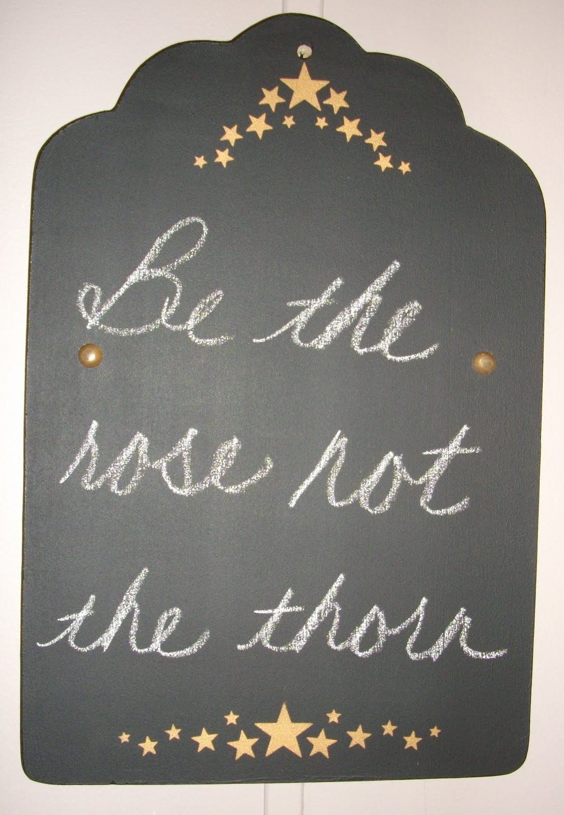 [Chalkboard+-+Be+the+rose.JPG]