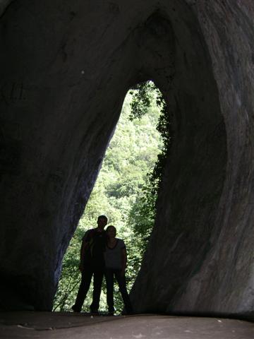 Obiectiv turistic: Grota Haiducului