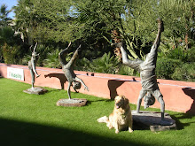 More El Paseo statuary