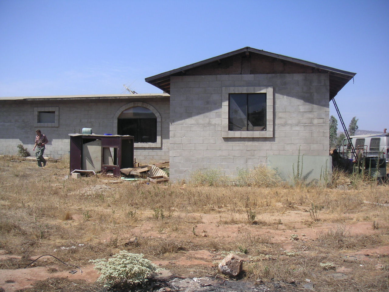 Art Director/ Set Decorator DECORACIÓN BABEL / PD BRIGITTE BROCH