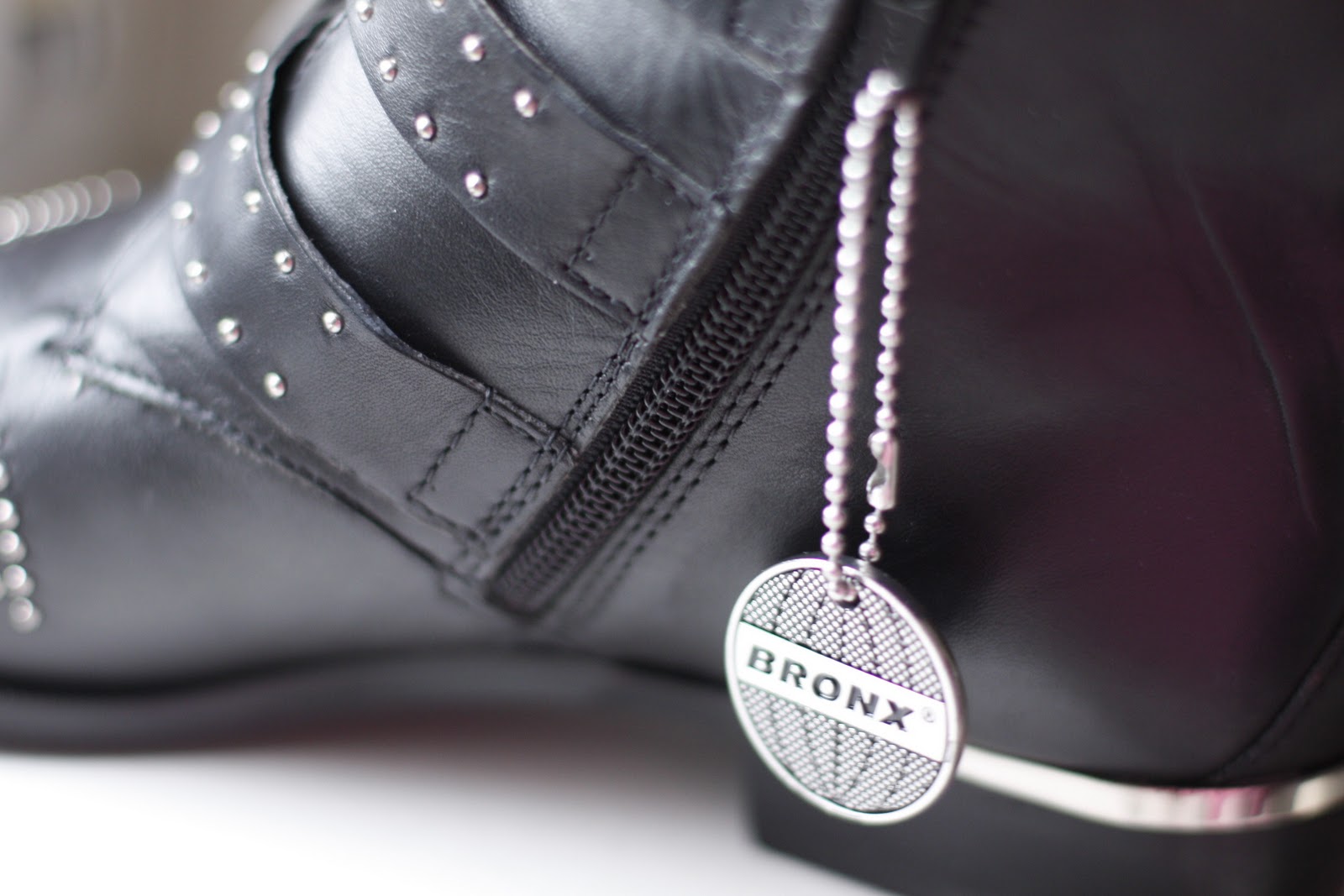 boots bronx cloutées