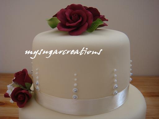 [Aida+Wedding+Cake2.JPG]